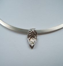 Collier Spang Grillig Blad 1e Gehalte Zilver